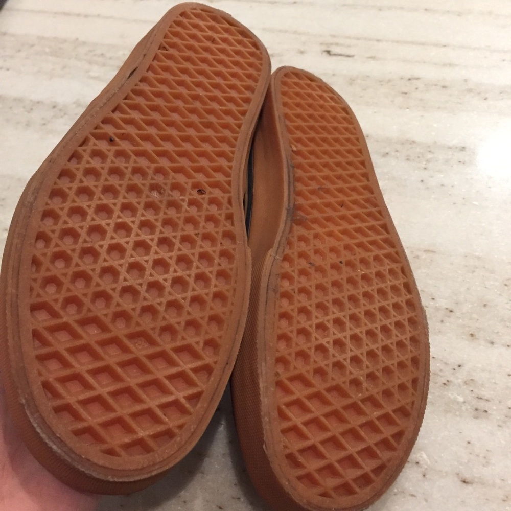 Vans - Picture 3 of 3
